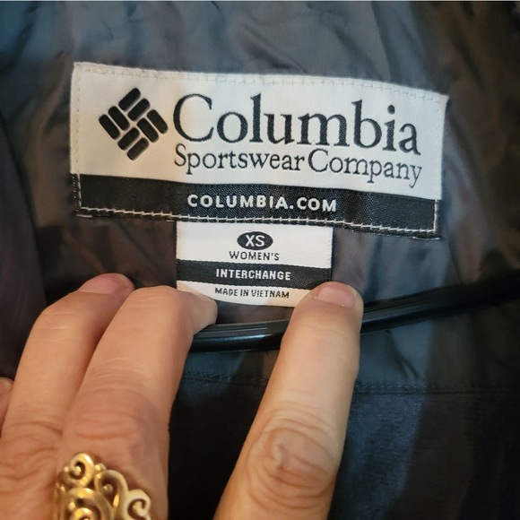 Women's Columbia Jacket Small Gray - Picture 9 of 11
